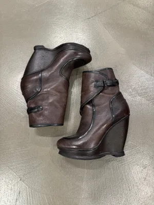 2000 Balenciaga high heel boots