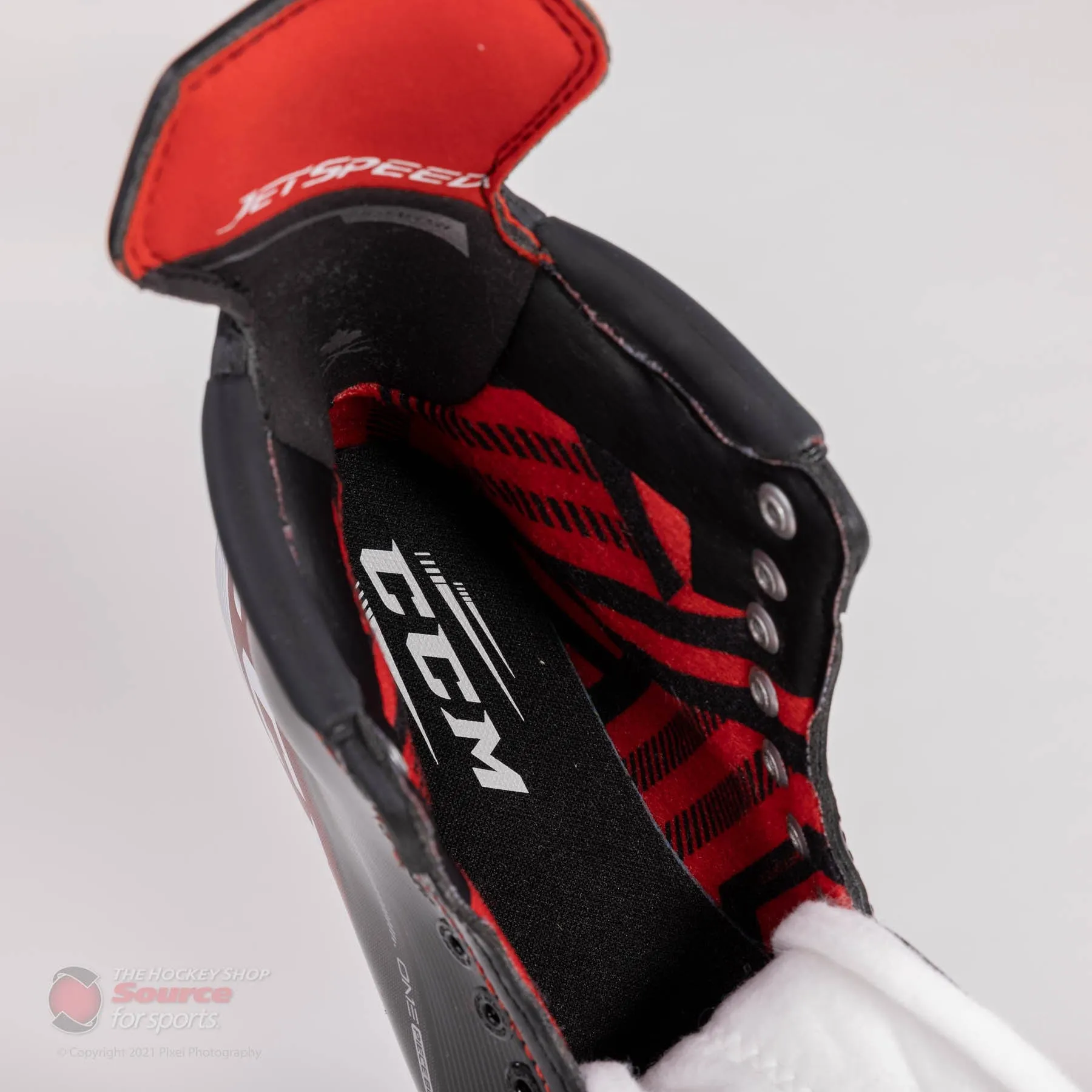 CCM Jetspeed FT485 Senior Hockey Skates
