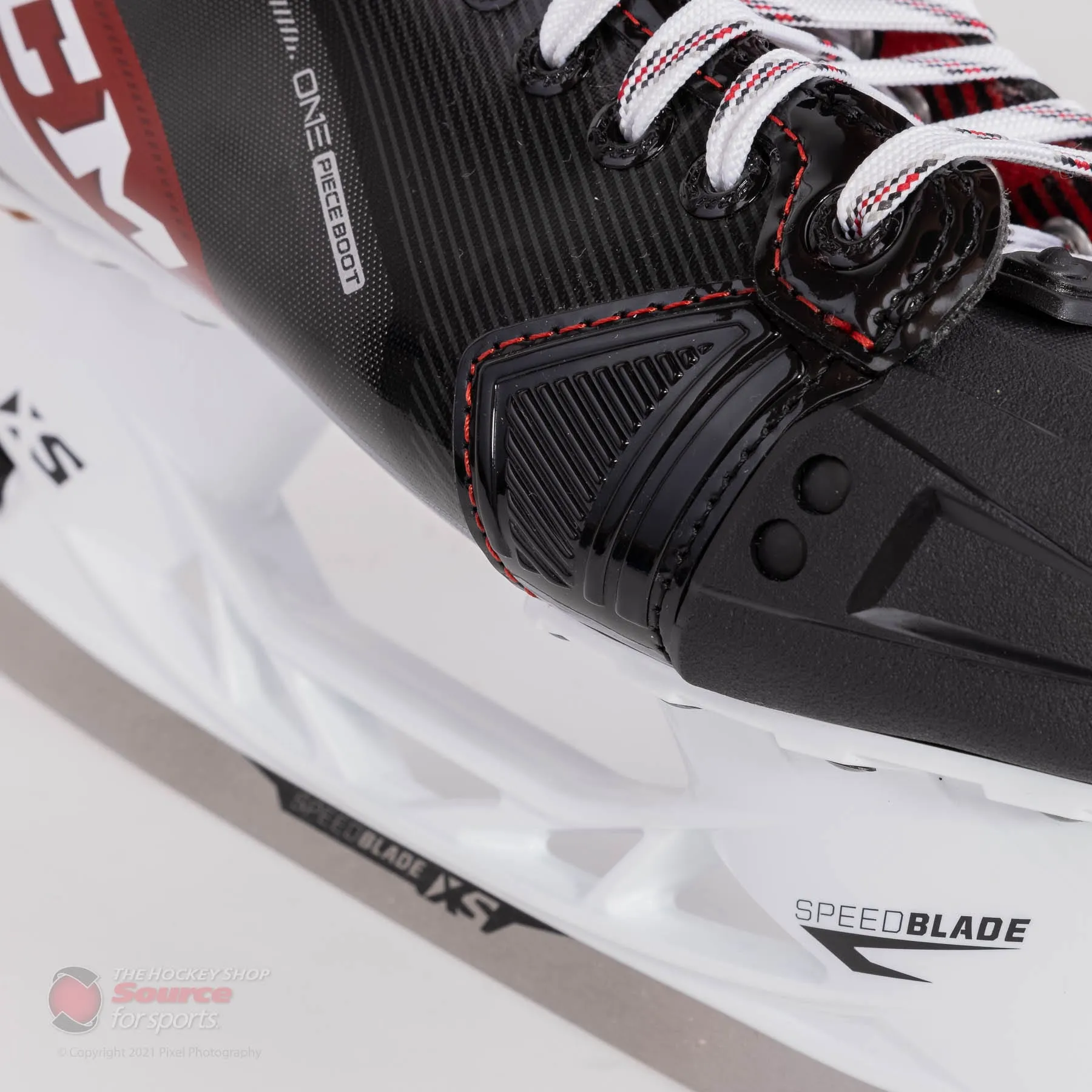 CCM Jetspeed FT485 Senior Hockey Skates