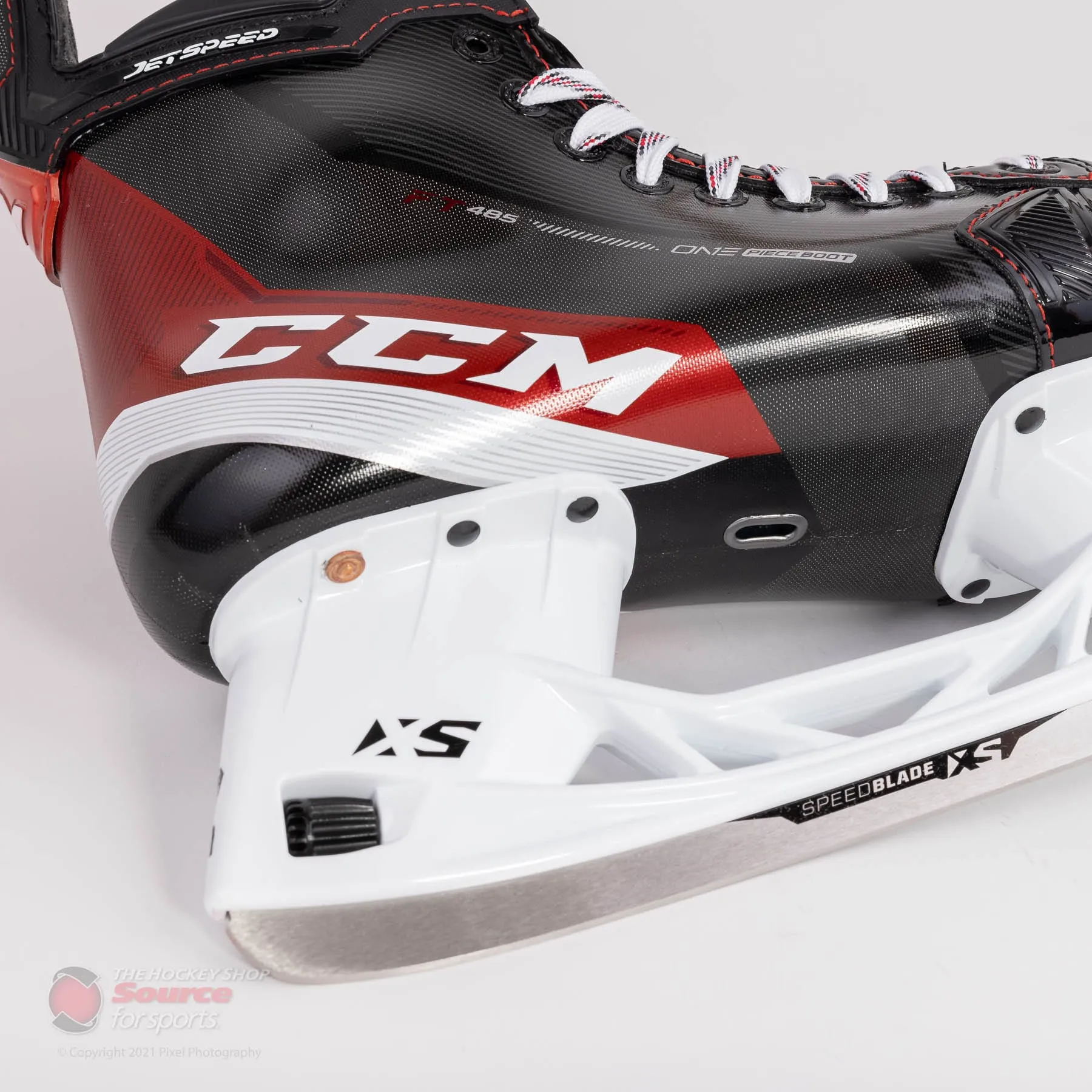 CCM Jetspeed FT485 Senior Hockey Skates