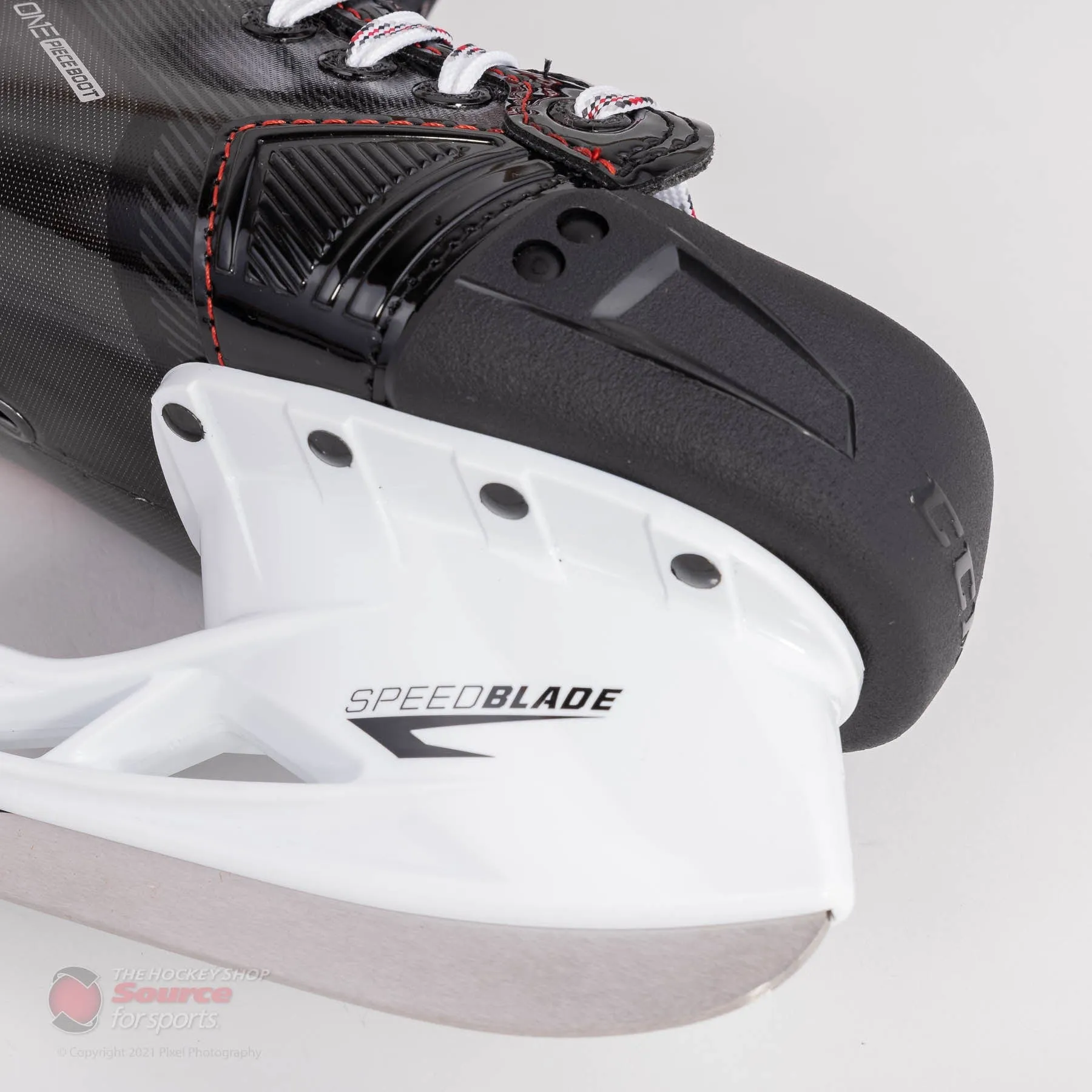 CCM Jetspeed FT485 Senior Hockey Skates