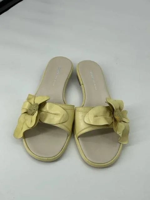 DKNY Sandals Size 7