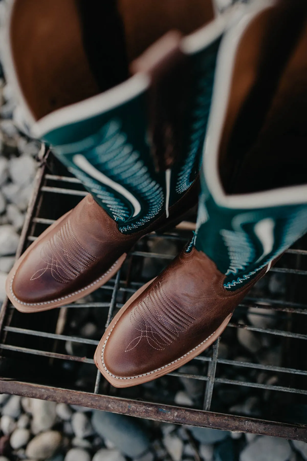 Futurity Limited Western Boot with R Toe {Umber Rust/Turquoise Nights}