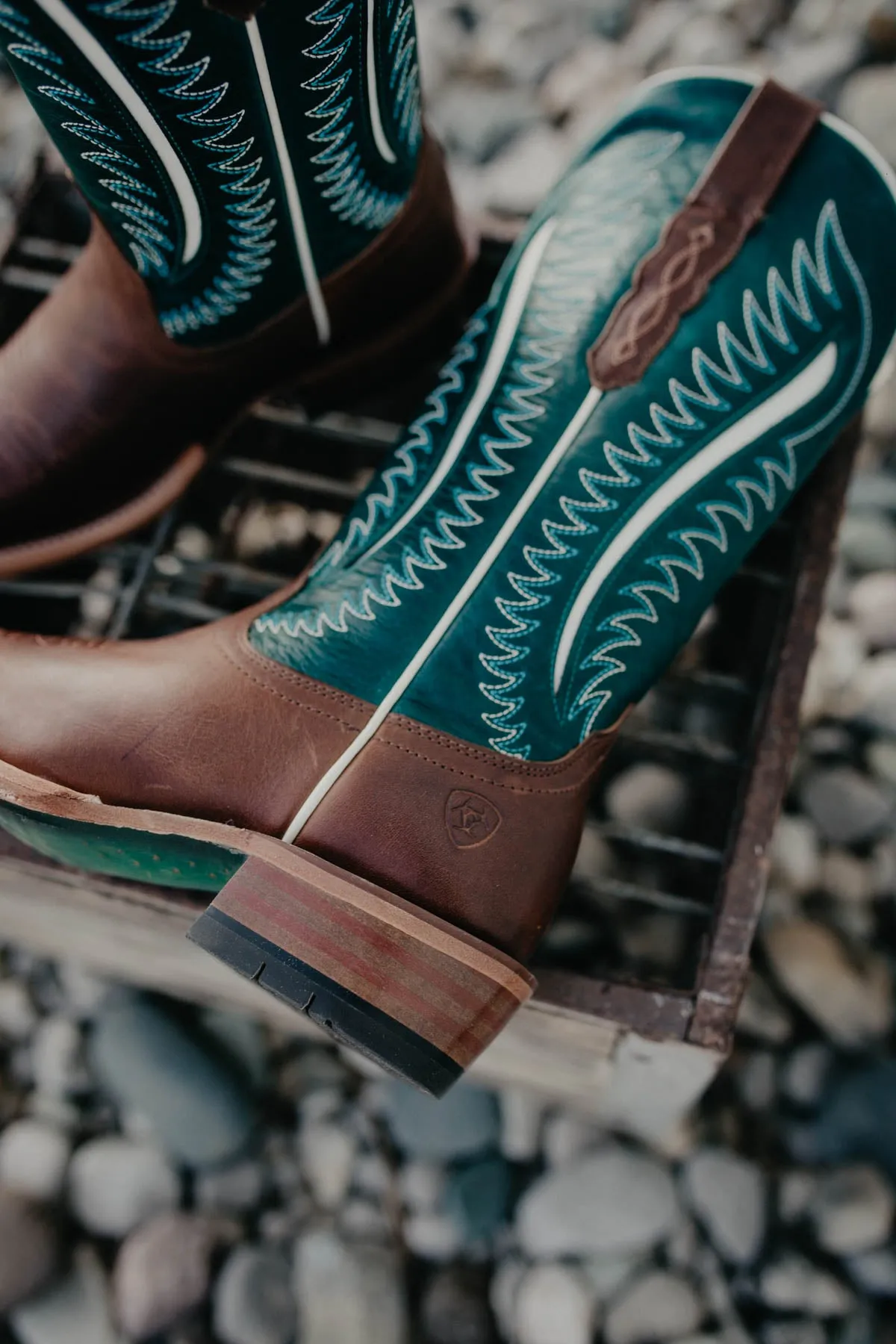 Futurity Limited Western Boot with R Toe {Umber Rust/Turquoise Nights}