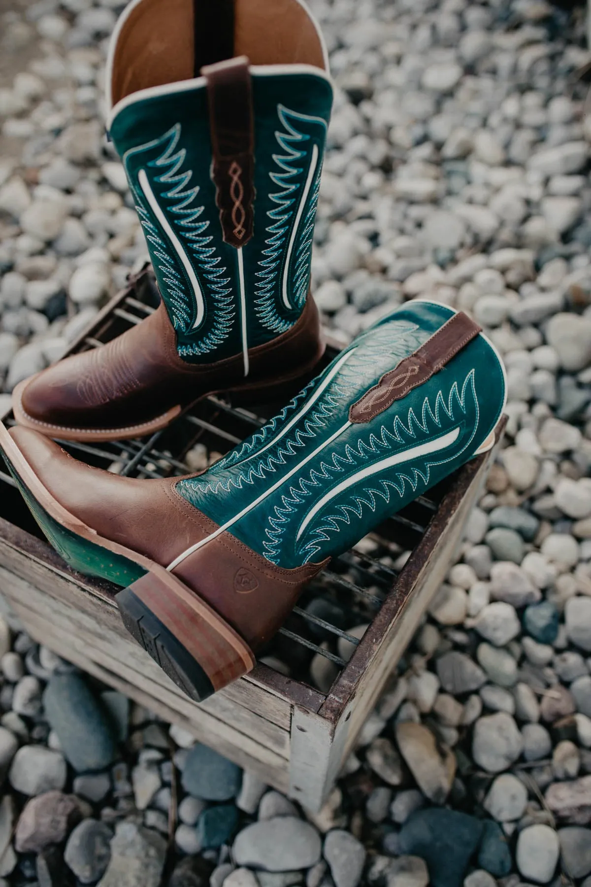 Futurity Limited Western Boot with R Toe {Umber Rust/Turquoise Nights}
