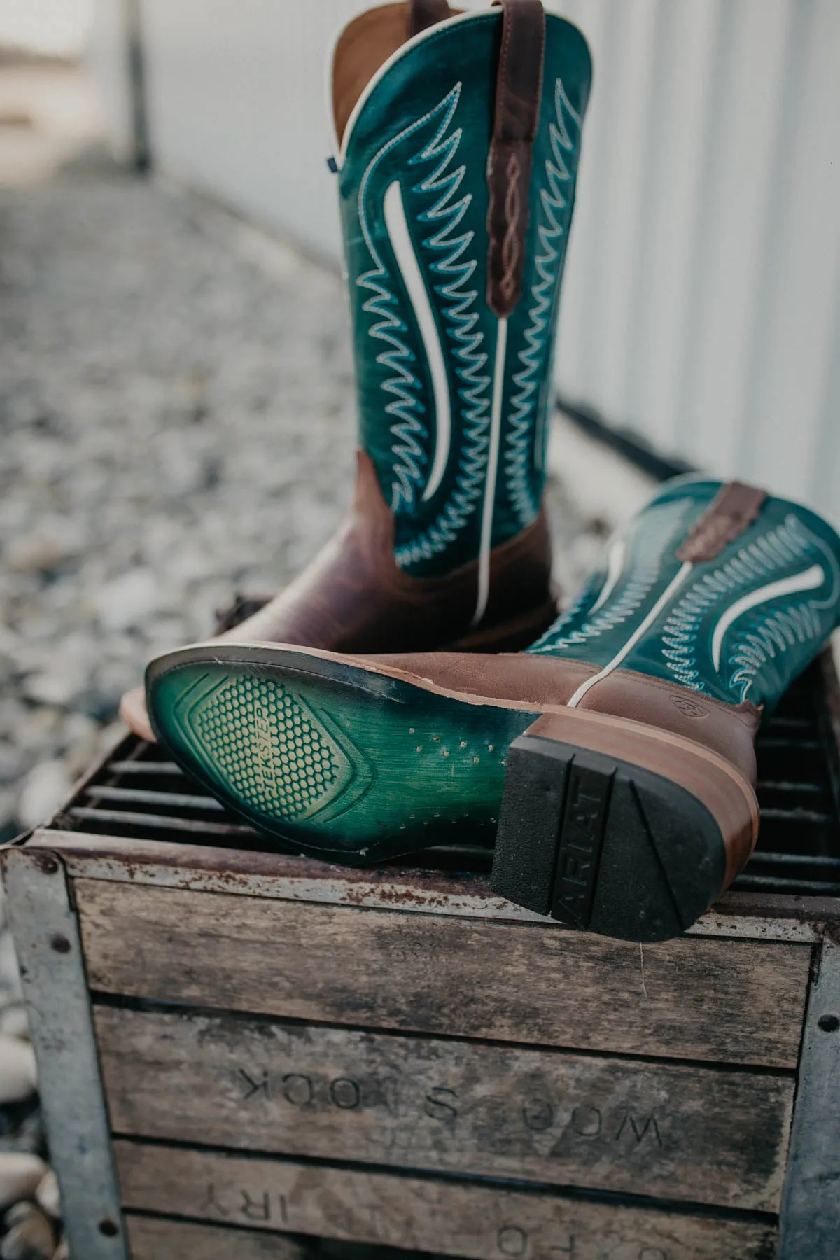 Futurity Limited Western Boot with R Toe {Umber Rust/Turquoise Nights}