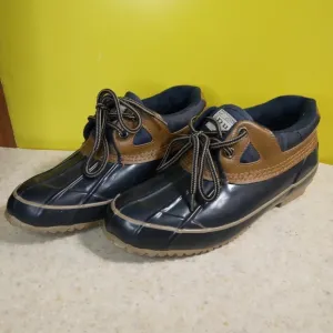 Genuine Women's Duck Boots Size 7