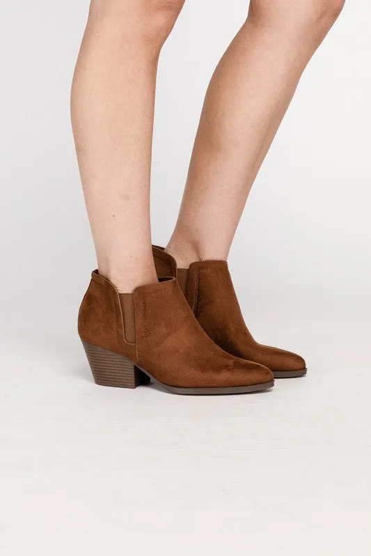 GWEN Brown Faux Suede Ankle Boots