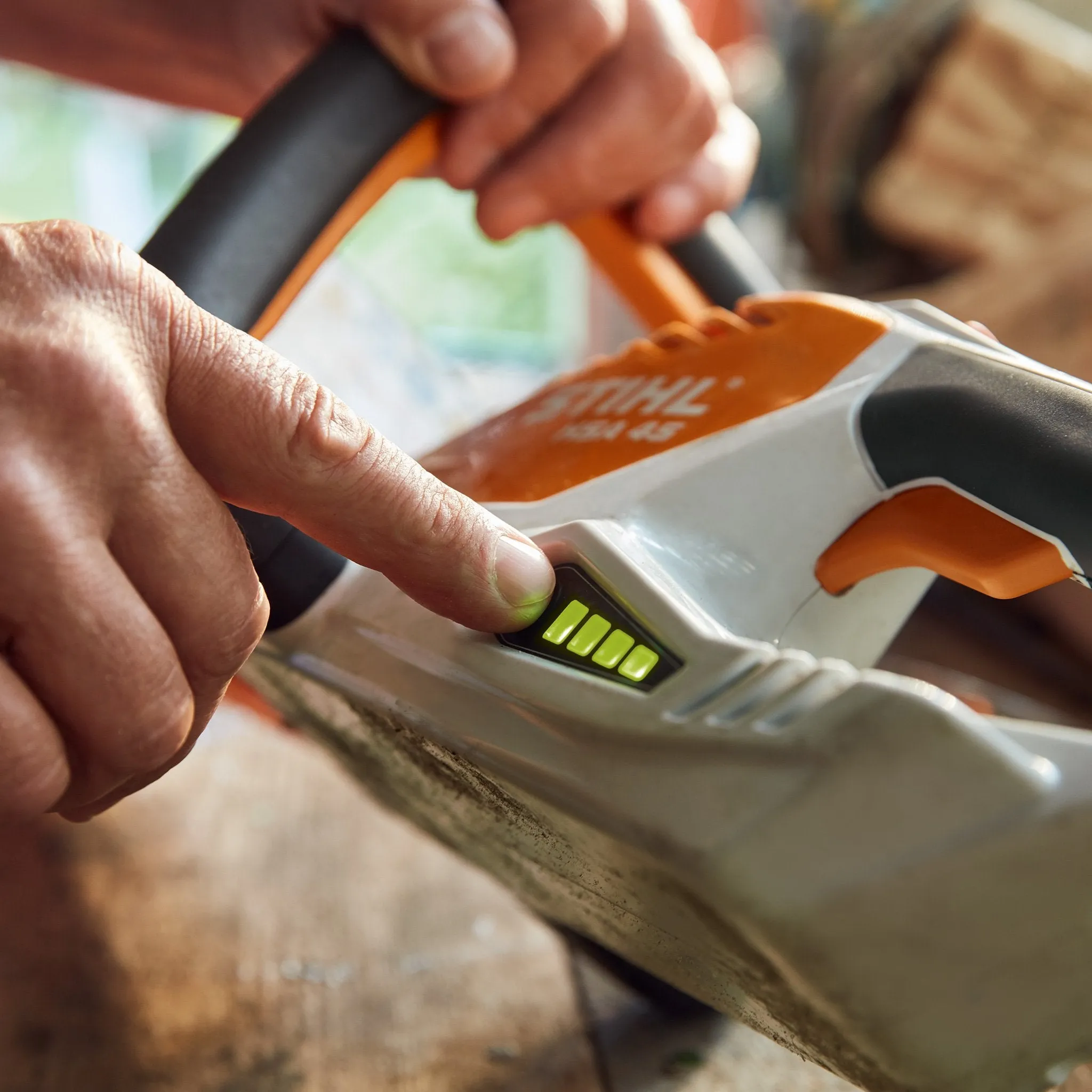 HSA 45 Cordless Hedge Trimmer