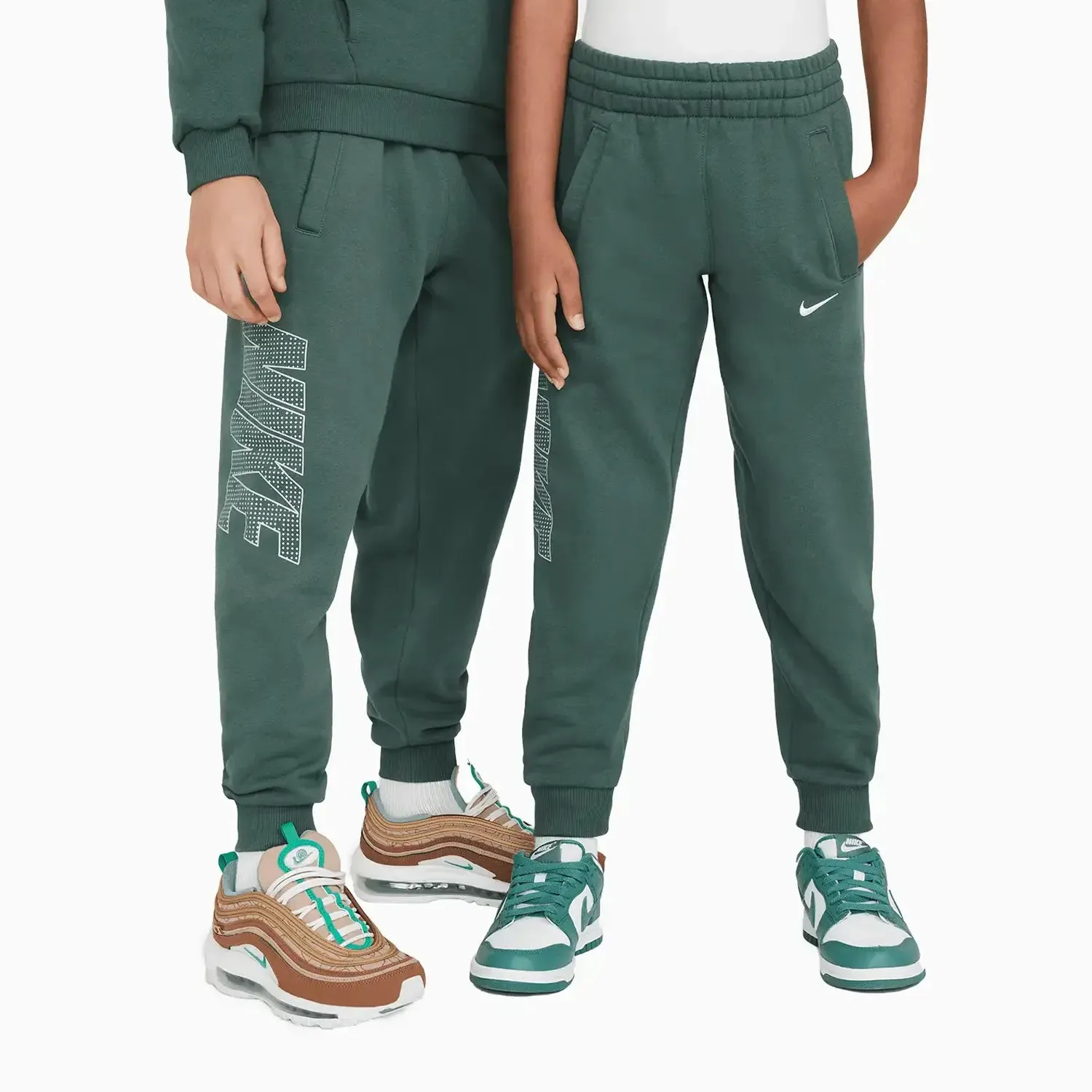 Kid's Sportswear Club Fleece Outfit