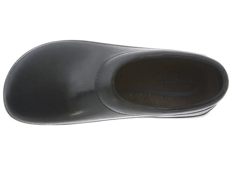 KLOGS Footwear Springfield - Slip Resistant Nursing Shoe
