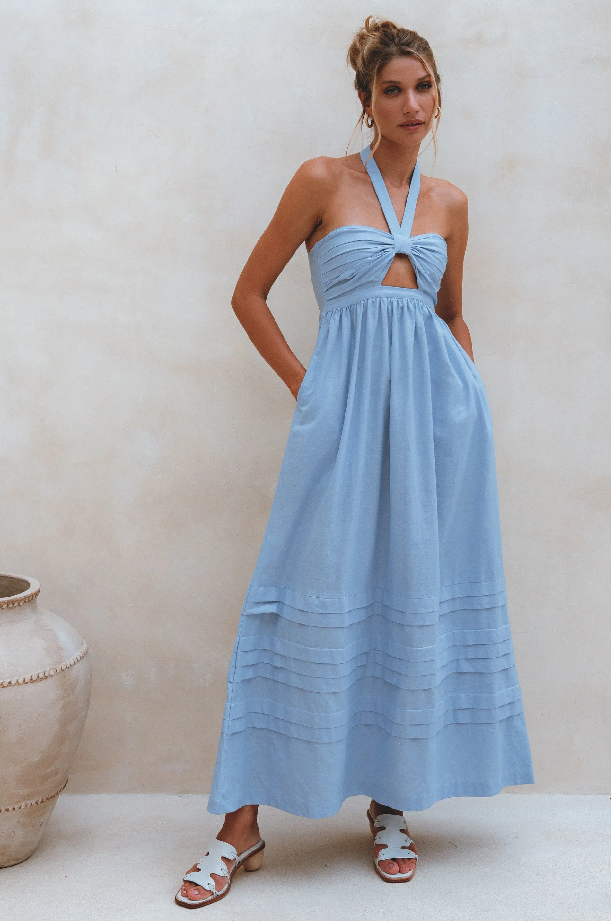Penelope Linen Maxi Dress – Romantic Organic Elegance