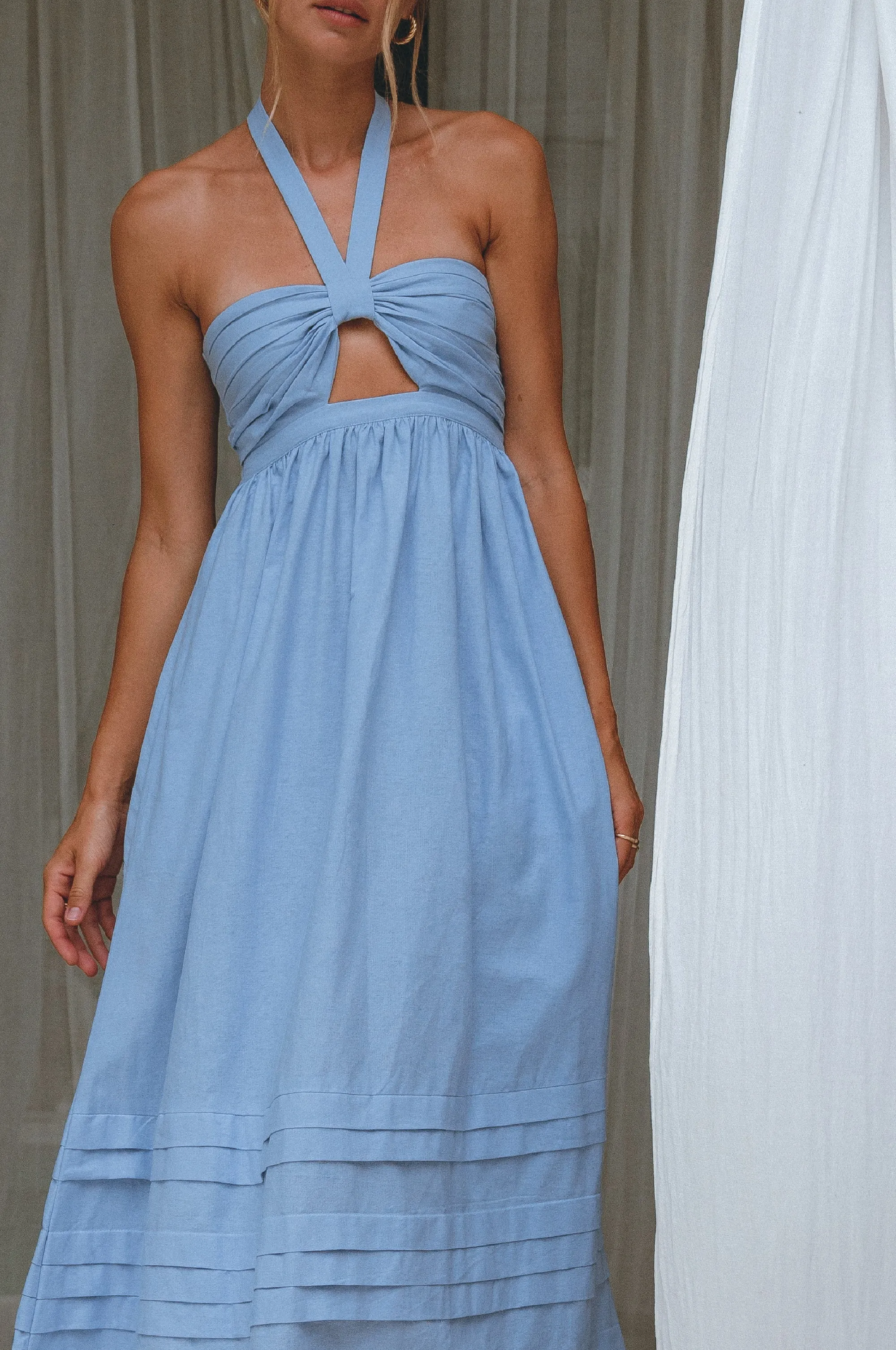Penelope Linen Maxi Dress – Romantic Organic Elegance