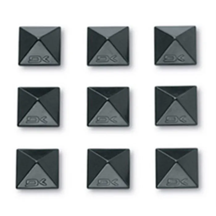 Pyramid Studs