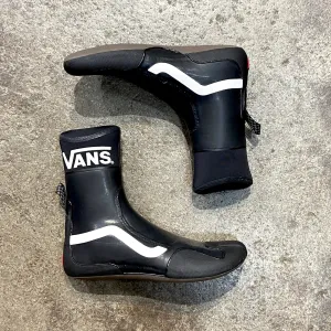 SURF BOOT HI ST 3MM