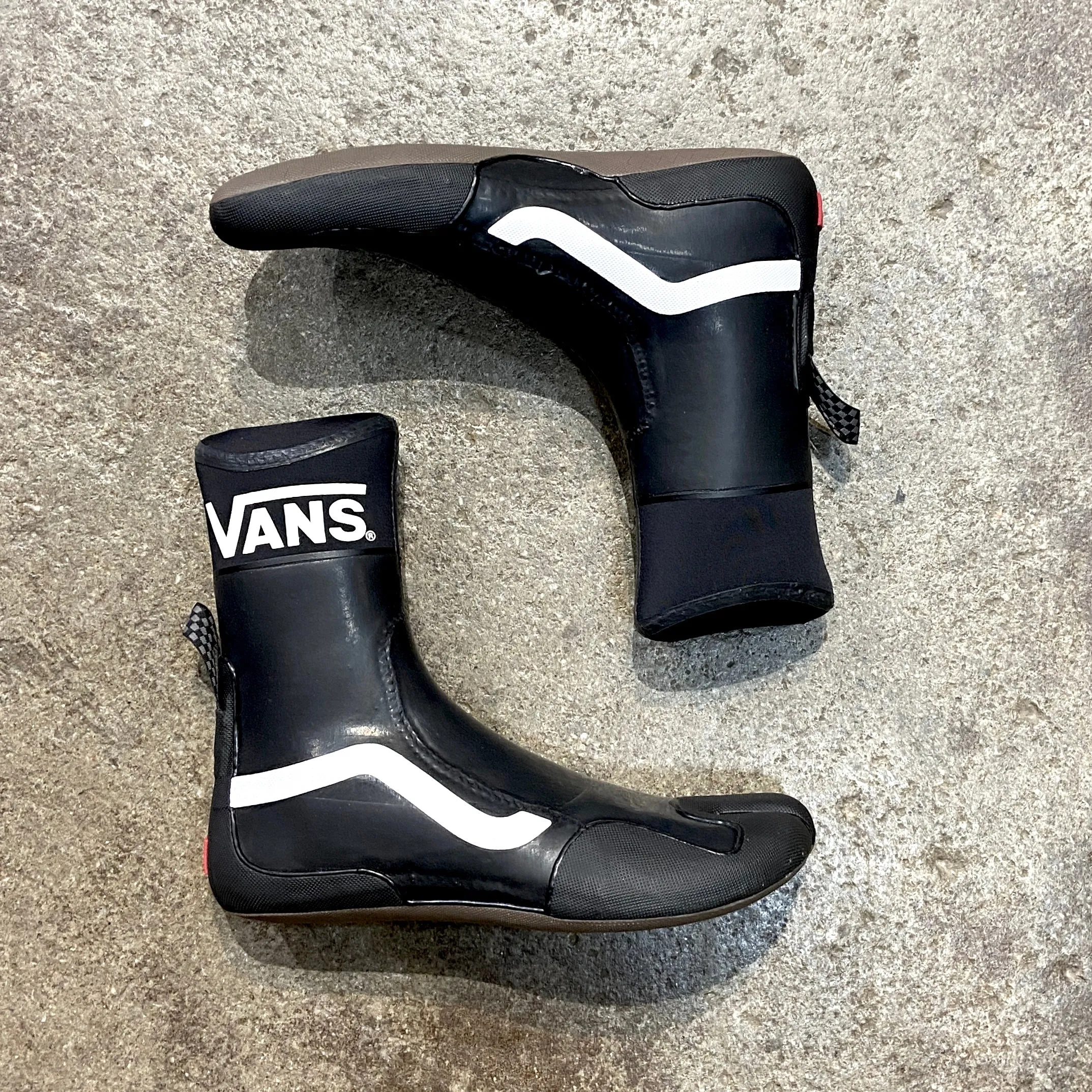 SURF BOOT HI ST 3MM
