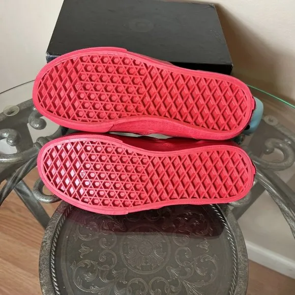 Vans x Haribo Gummie Bear Sneakers Red Canvas Kids Size‎ 3 Slip On OTW